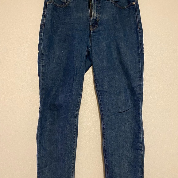 Old Navy Size 10 High Rise Straight Leg Blue Jeans - Picture 1 of 4